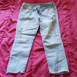 Ladies cropped jeans